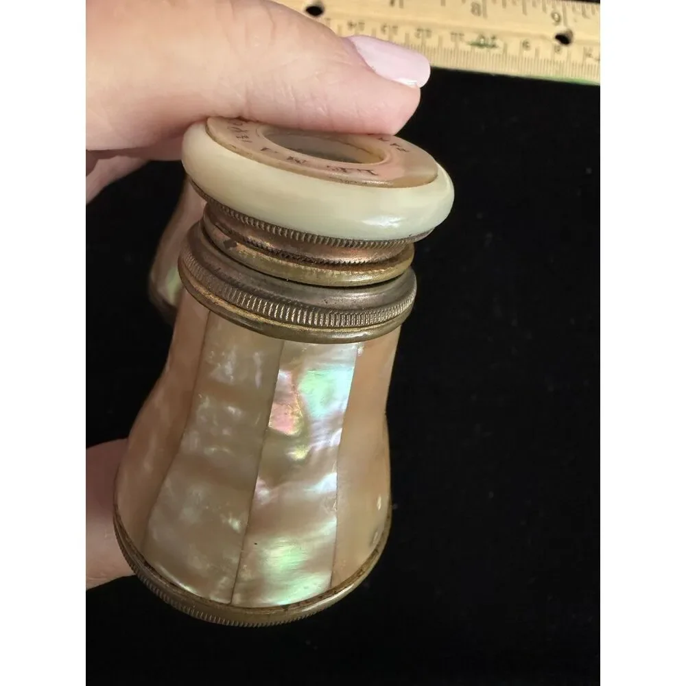Le Marquise Victorian Mother of Pearl Opera Glasses.